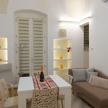 Semesterbostad Itria Sun House *